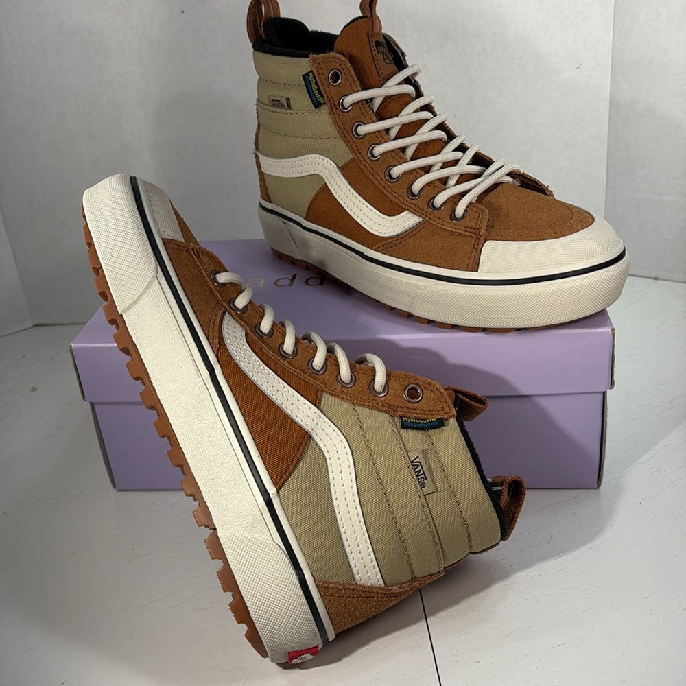 NWT Vans Mte SK8 Hi Top Hiking/Action Shoes Women’s 6.5 - Picture 10 of 10
